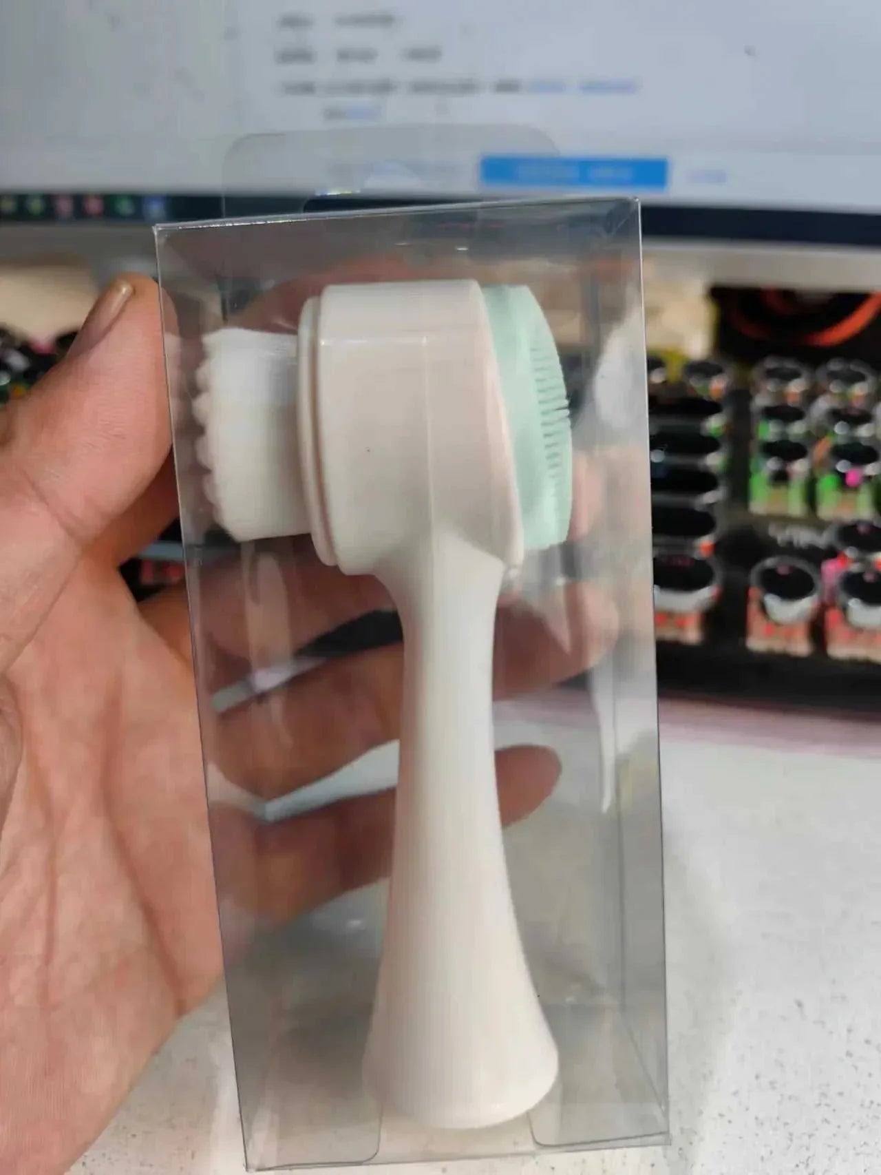 3D Silicone Face Cleansing Brush – Deep Pore & Gentle Exfoliation